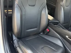 2022 Hyundai Elantra 1.5L CVT LUX Premium, белый — фото 10