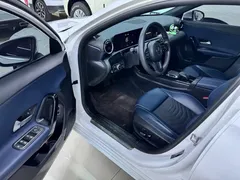 2022 Mercedes-Benz A-Class A 180 L, белый — фото 12