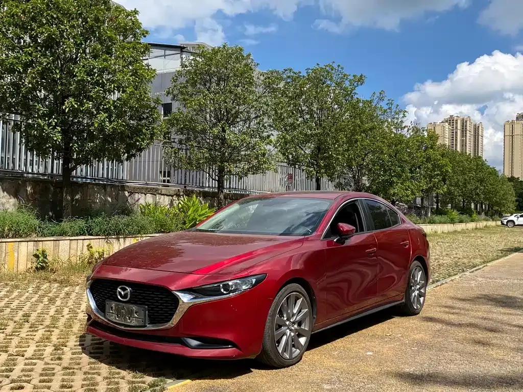 2021 Mazda 3 2.0L AT
