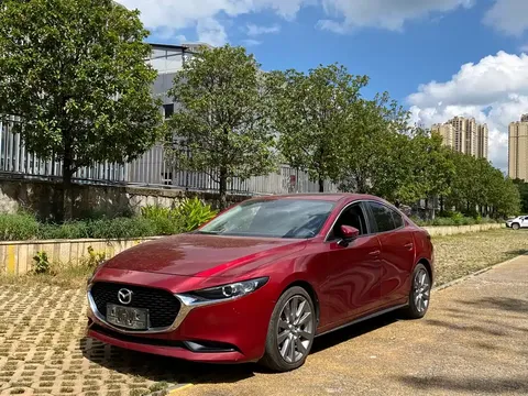 2021 Mazda 3 2.0L AT