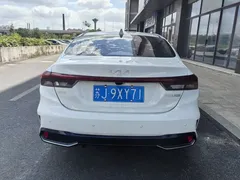 2023 Kia Cerato 1.5L CVT Luxury, белый — фото 4