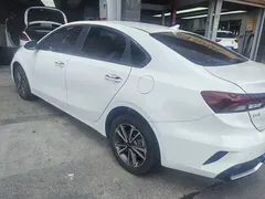 2023 Kia Cerato 1.5L CVT Luxury, белый — фото 5