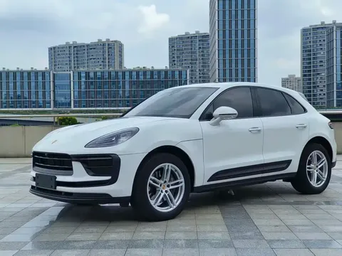 2023 Porsche Macan 2.0T