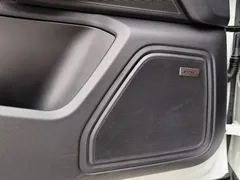 2023 Porsche Macan 2.0T, белый — фото 9