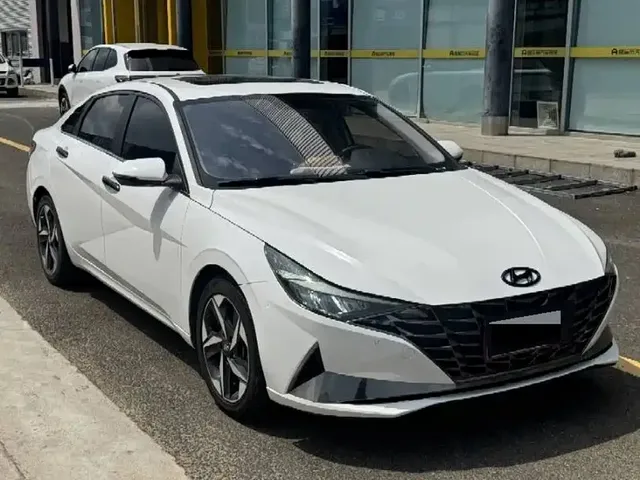 2022 Hyundai Elantra 1.5L CVT GLX Elite
