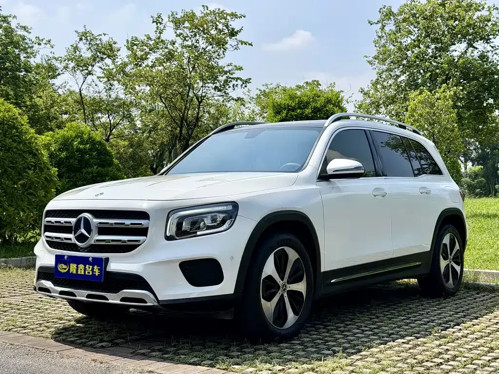 2021 Mercedes-Benz GLB 200