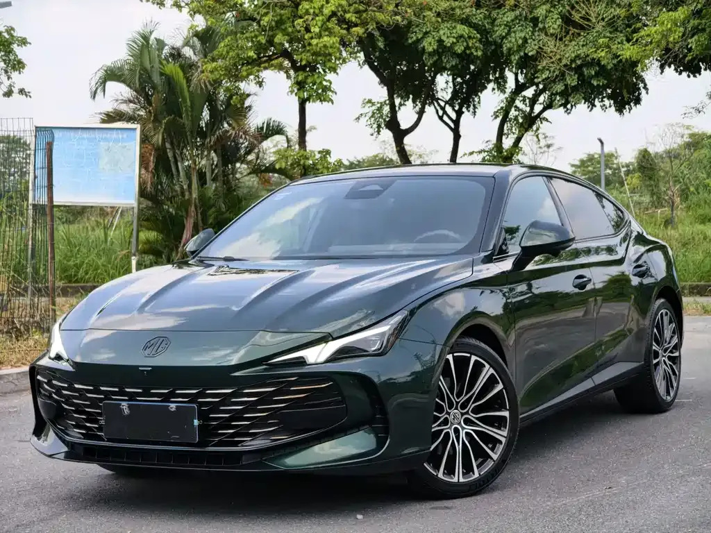 2025 MG MG7 1.5T 300 DCT
