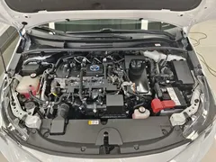 2021 Toyota Levin Hybrid 1.8H E-CVT Sport, белый — фото 9
