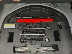 2021 Toyota Levin Hybrid 1.8H E-CVT Sport, белый — фото 16