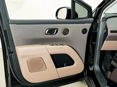 2025 Li Auto i8, чёрный — фото 18