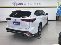2021 Toyota Crown Kluger 2.5L HEV 4WD Elite, белый — фото 3