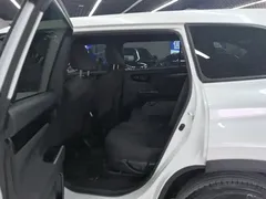 2021 Toyota Crown Kluger 2.5L HEV 4WD Elite, белый — фото 11