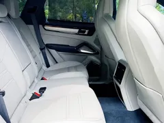 2020 Porsche Cayenne Turbo 4.0T, синий — фото 9