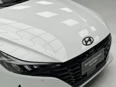 2022 Hyundai Elantra 1.5L CVT 20, белый — фото 5