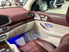 2021 Mercedes-Benz Maybach GLS 600 4MATIC, чёрный — фото 17