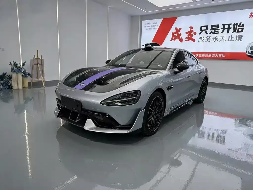2025 Xiaomi SU7 Ultra Ultra
