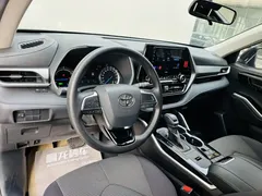 2022 Toyota Highlander Hybrid 2.5L 4WD Elite 7, чёрный — фото 9