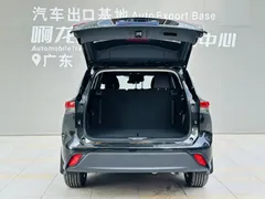 2022 Toyota Highlander Hybrid 2.5L 4WD Elite 7, чёрный — фото 17