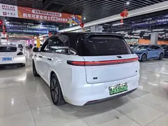 2024 Li Auto L8 Pro, белый — фото 9