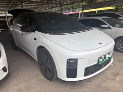 2025 Li Auto i6 2WD, белый — фото 3