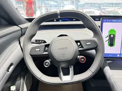 2025 Xiaomi YU7, зелёный — фото 13