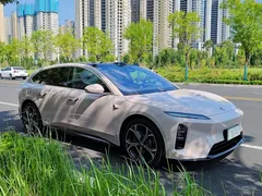 2025 Nio ET5T 100kWh Touring — фото 17