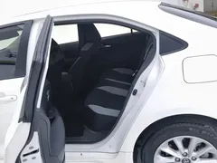 2021 Toyota Corolla 1.2T S-CVT PLUS, белый — фото 11