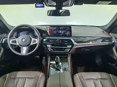 2021 BMW 5 Series 5 525Li M, чёрный — фото 5