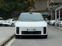 2025 Li Auto i6 2WD, белый — фото 2