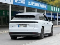 2025 Li Auto i6 2WD, белый — фото 6