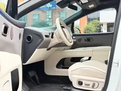 2025 Li Auto i6 2WD, белый — фото 8