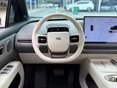 2025 Li Auto i6 2WD, белый — фото 9