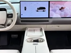 2025 Li Auto i6 2WD, белый — фото 11