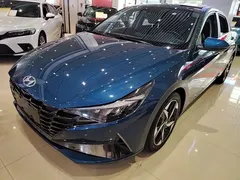 2021 Hyundai Elantra 1.5L CVT LUX Premium, синий — фото 2