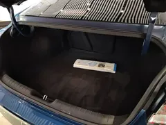 2021 Hyundai Elantra 1.5L CVT LUX Premium, синий — фото 15