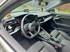 2024 Audi A3L Limousine 35 TFSI, синий — фото 13