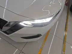 2022 Nissan Sylphy 1.6L XL CVT, белый — фото 24