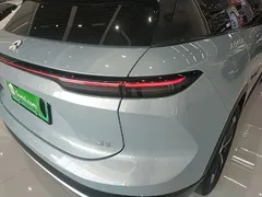 2024 Nio ES6 75kWh, синий — фото 24
