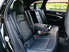 2022 Audi RS 6 4.0T Avant, чёрный — фото 6