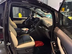 2020 Lexus LM 300h, чёрный — фото 10