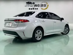 2019 Toyota Levin 185T CVT Luxury VI, белый — фото 9