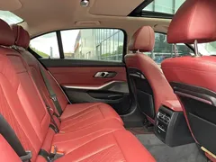 2022 BMW 3 Series 320Li M, белый — фото 13