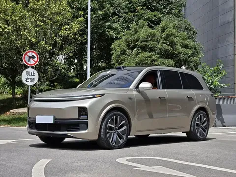 2022 Li Auto L9 Max