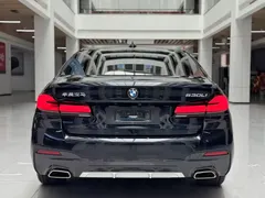 2022 BMW 5 Series 5 525Li M, чёрный — фото 6
