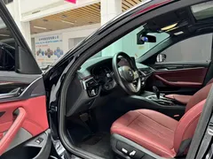 2022 BMW 5 Series 5 525Li M, чёрный — фото 9