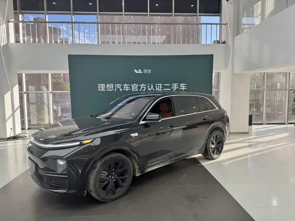 2023 Li Auto L7 Pro