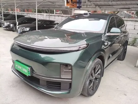 2023 Li Auto L8 Air
