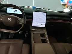 2023 Nio ES8 75kWh, белый — фото 13