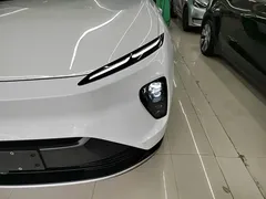 2023 Nio ES8 75kWh, белый — фото 24