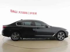 2022 BMW 5 Series 5 530Li, чёрный — фото 4